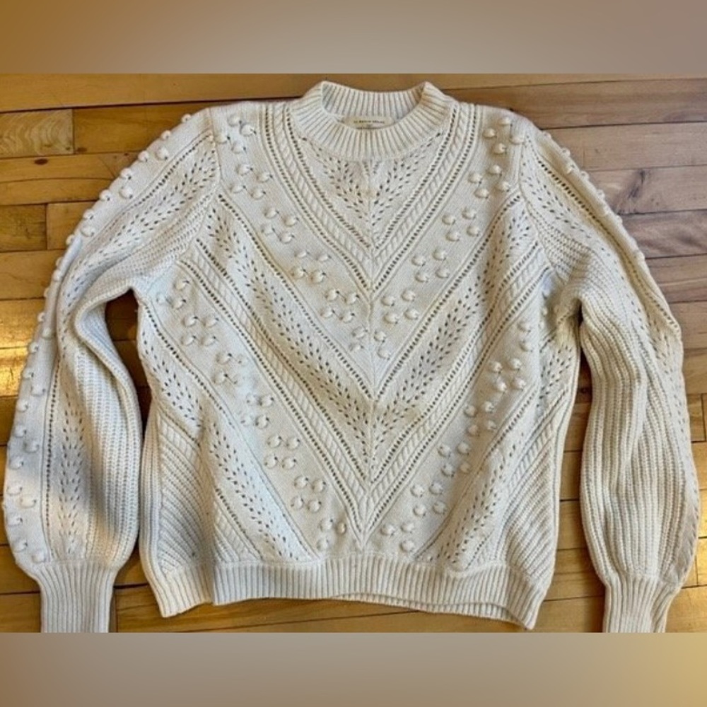 Sezane mock neck sweater in size small Écru